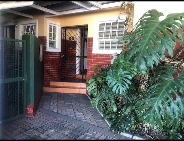 3 BEDROOM HOUSE FOR SALE IN SOUTH CREST